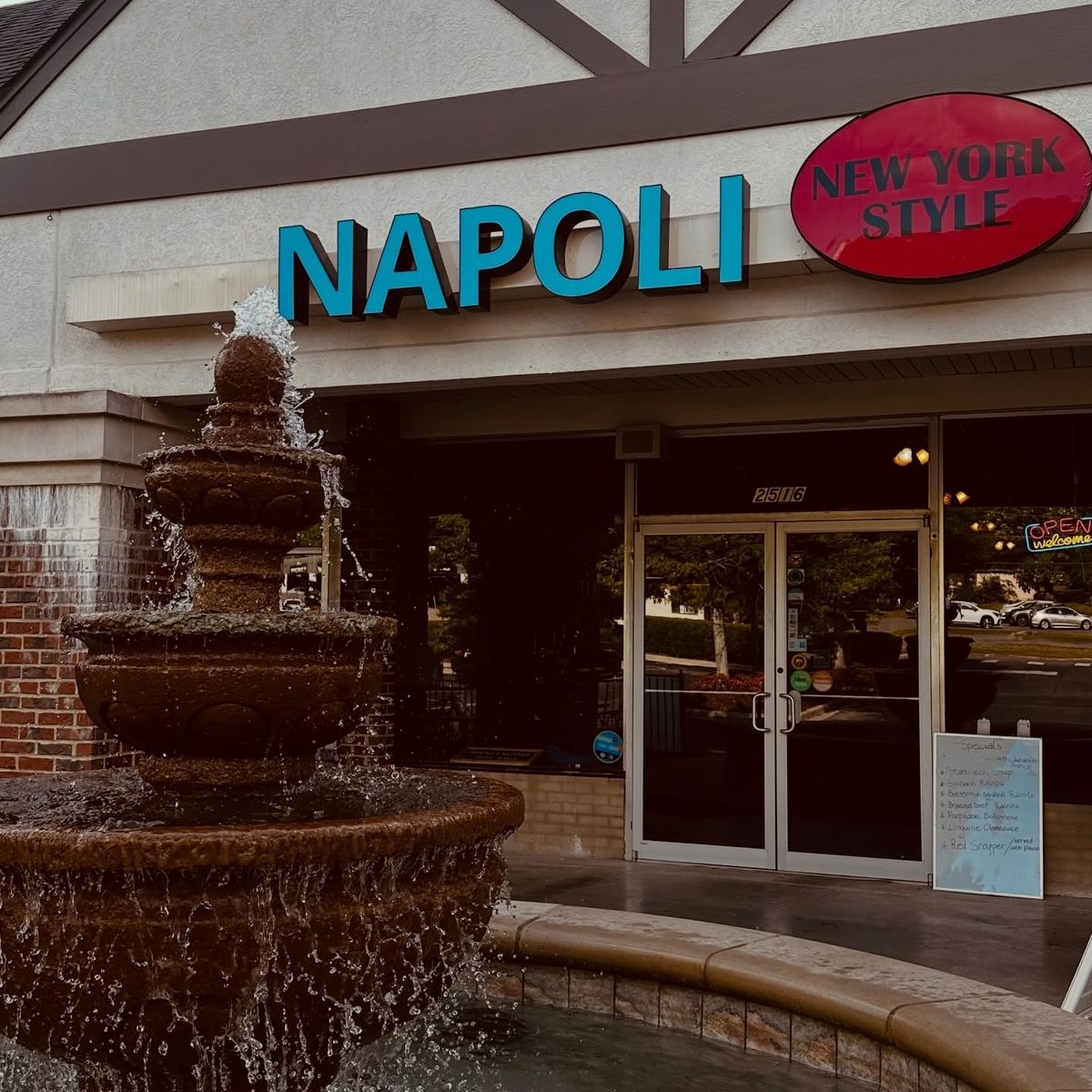 Welcome to Napoli Italian Restaurant & Pizza
